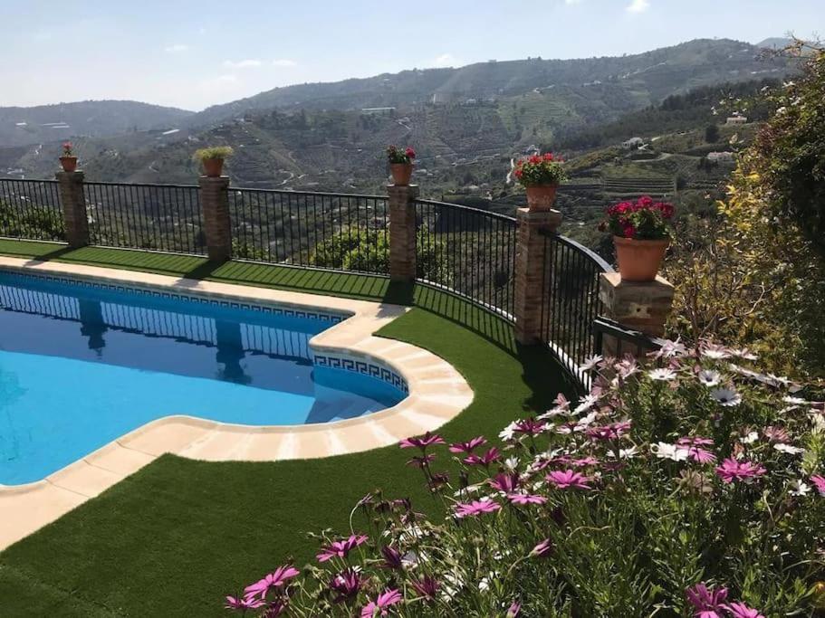 Villa En Frigiliana Con Piscina Y Jacuzzi Exterior foto